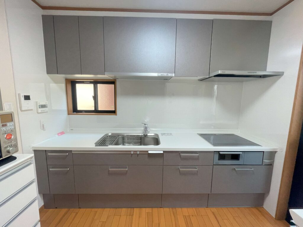 キッチン設置完了