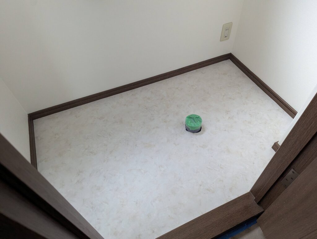 トイレ床クッションフロア貼替