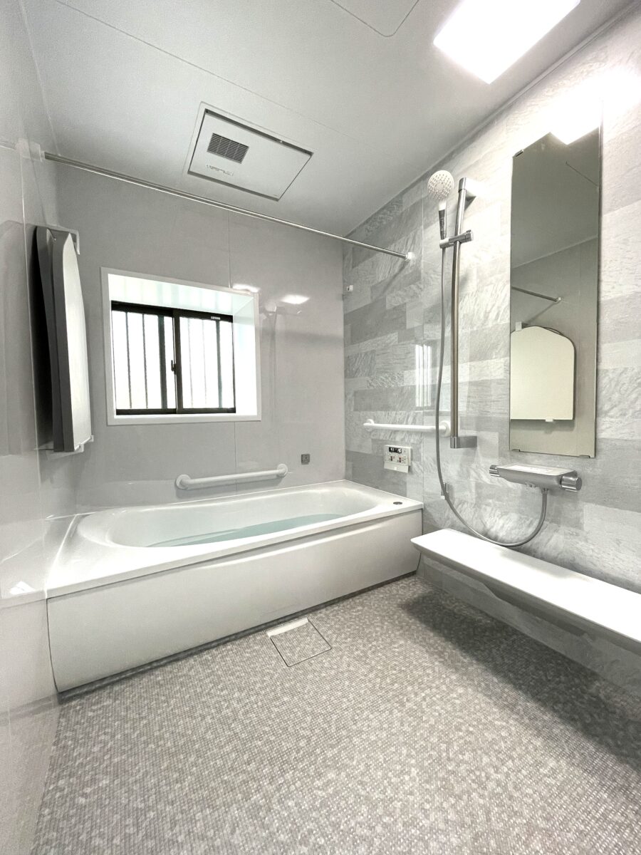 一部増築をし、介護のしやすい浴室と脱衣所に