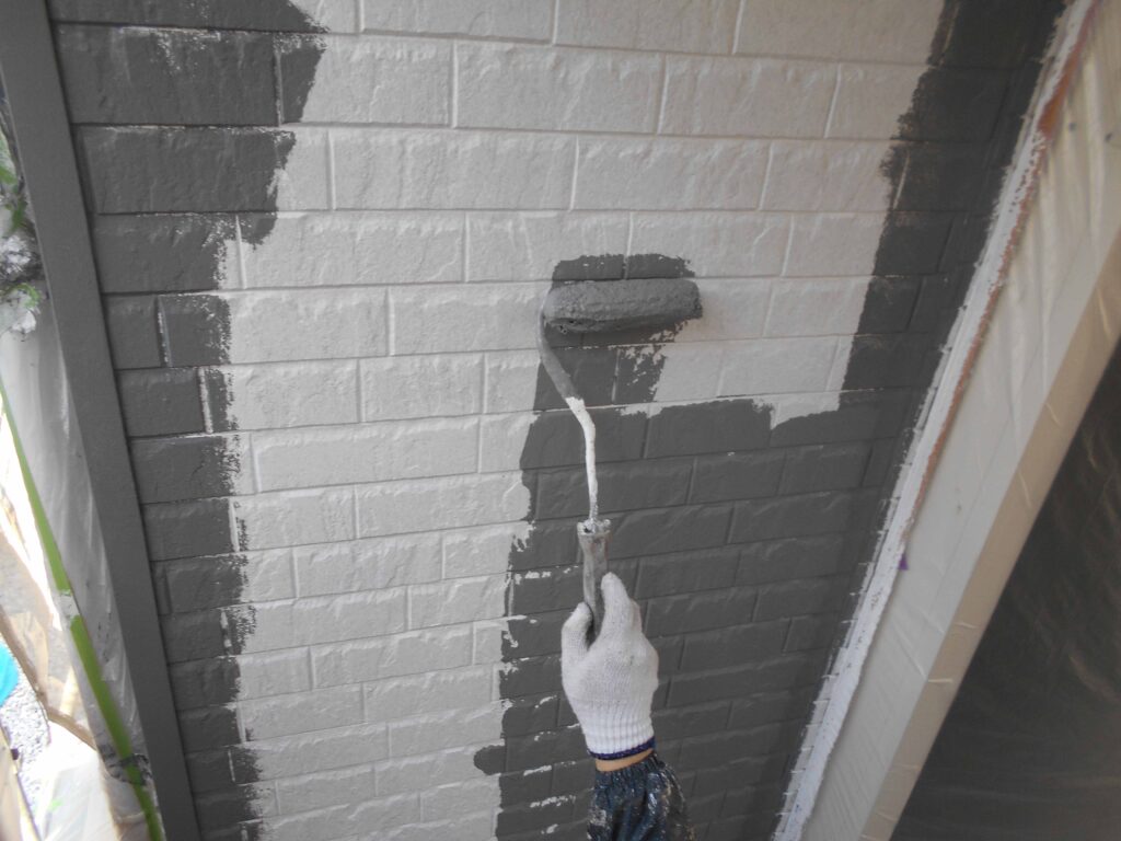 外壁中塗り・上塗り