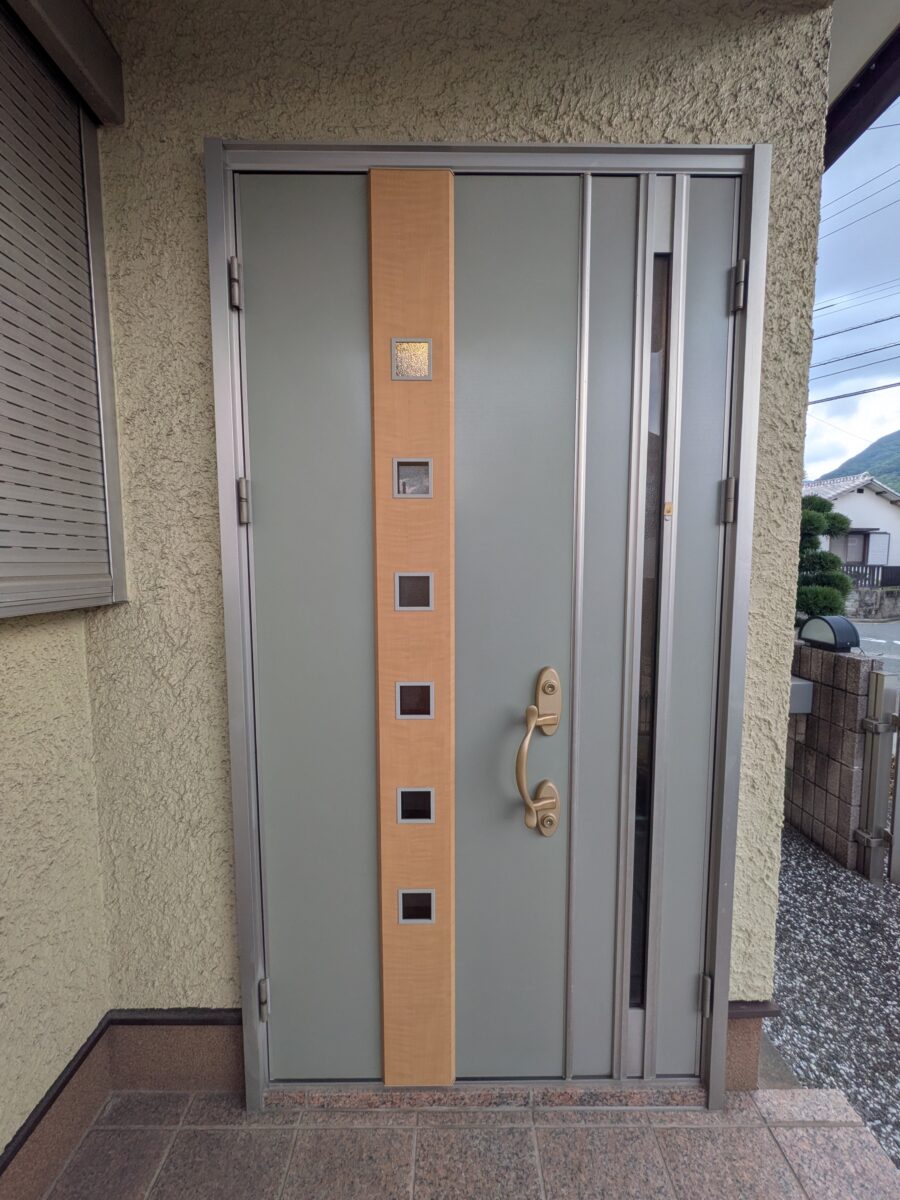YKKAPドアリモで1日工事！電動式の防犯対策バッチリな玄関へ☆