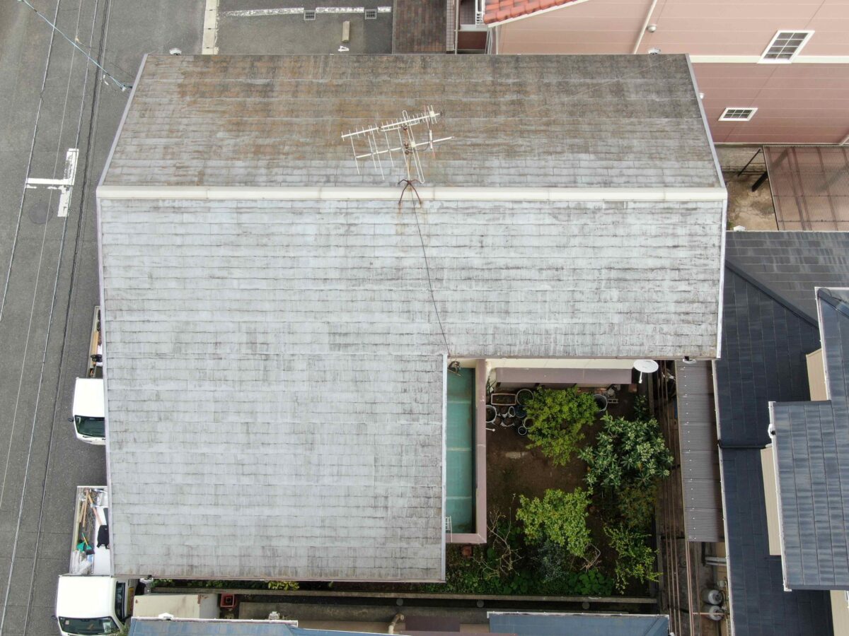 カバー工法で、メンテナンスフリーな頑丈の屋根へ！