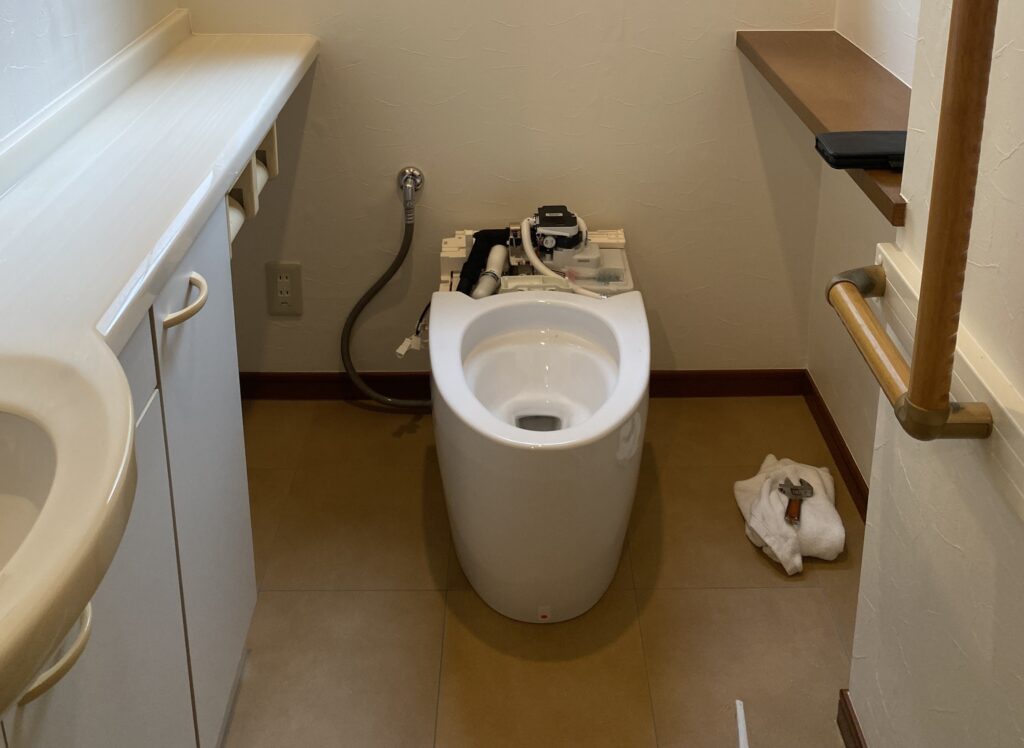 既存の便器撤去