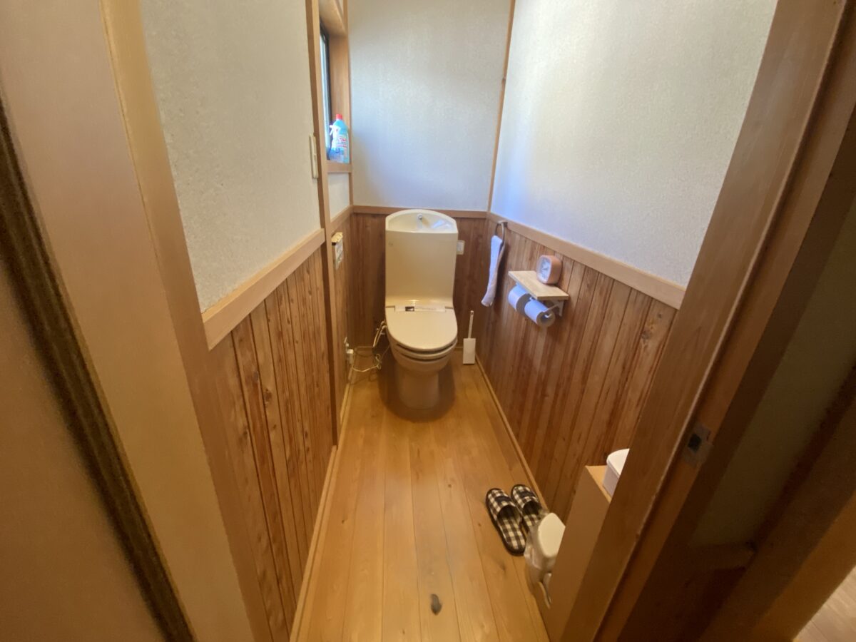 和風のレストルーム×最新トイレTOTOネオレスト